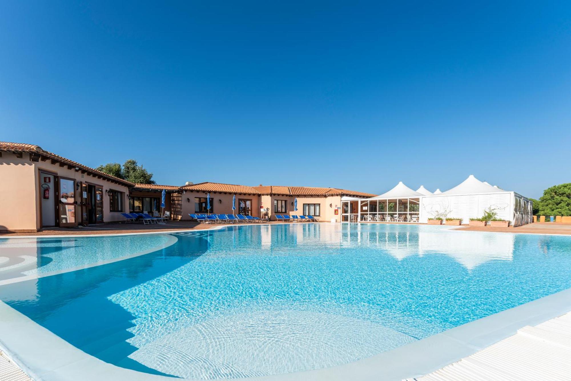 Residence Baia Dei Mirti Vignola Mare Zewnętrze zdjęcie