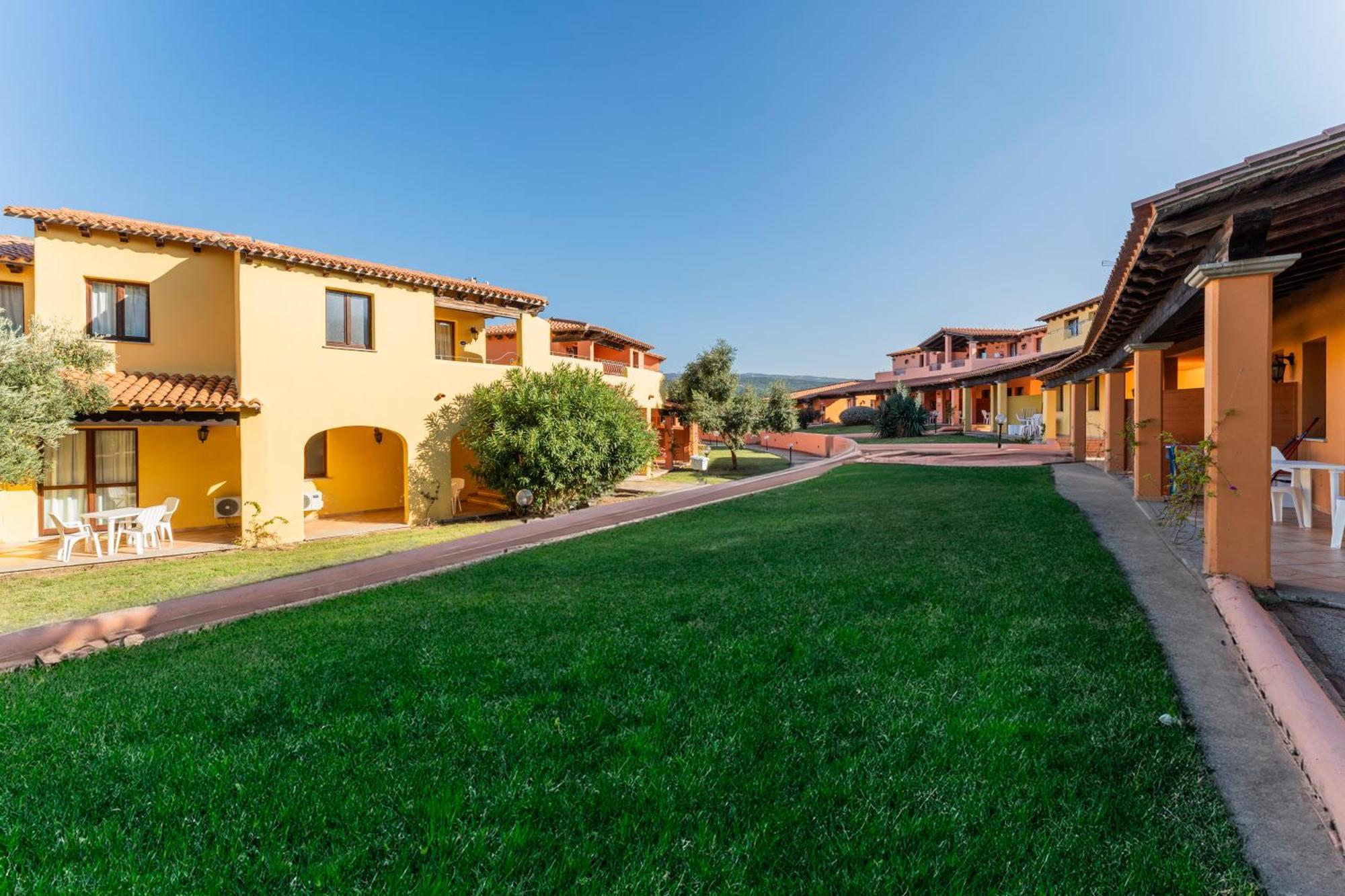 Residence Baia Dei Mirti Vignola Mare Zewnętrze zdjęcie