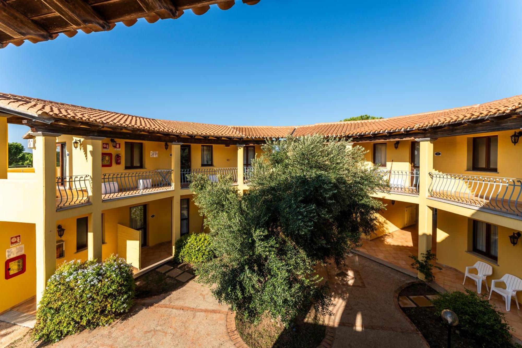 Residence Baia Dei Mirti Vignola Mare Zewnętrze zdjęcie